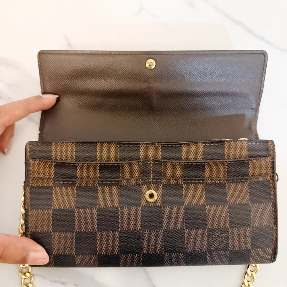 Sale! Louis Vuitton Damier Ebene Sarah wallet with strap - Picture 6 of 15